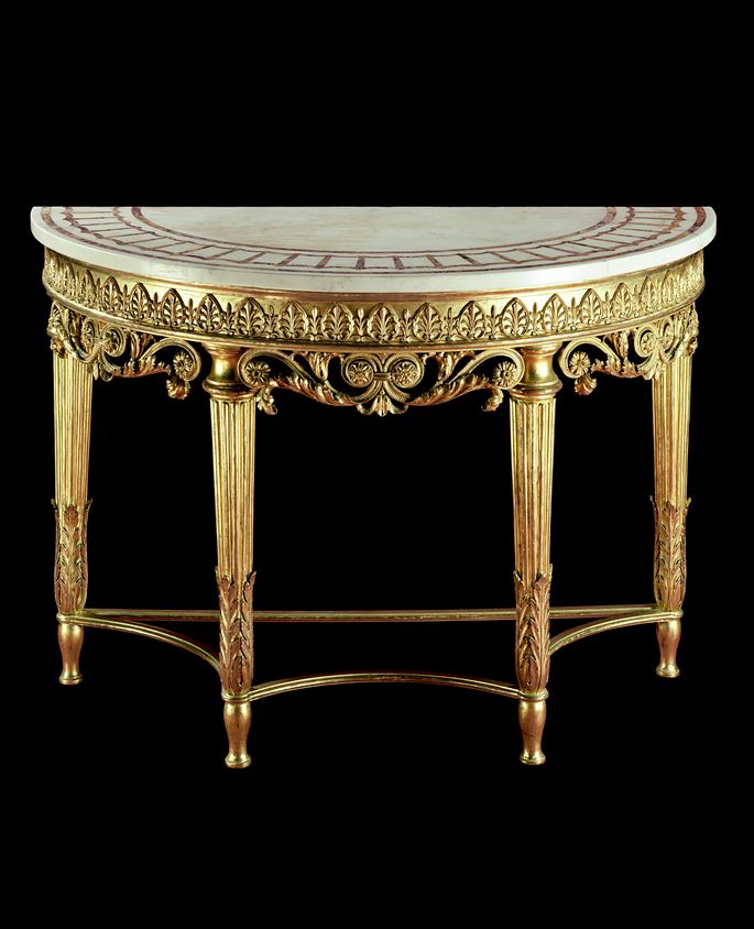 A GEORGE III CARVED GILTWOOD SIDE TABLE | MasterArt
